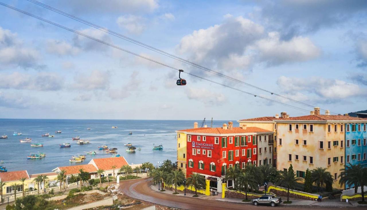 Times Corner Sorrento Boutique Hotel Phu Quoc Bagian luar foto
